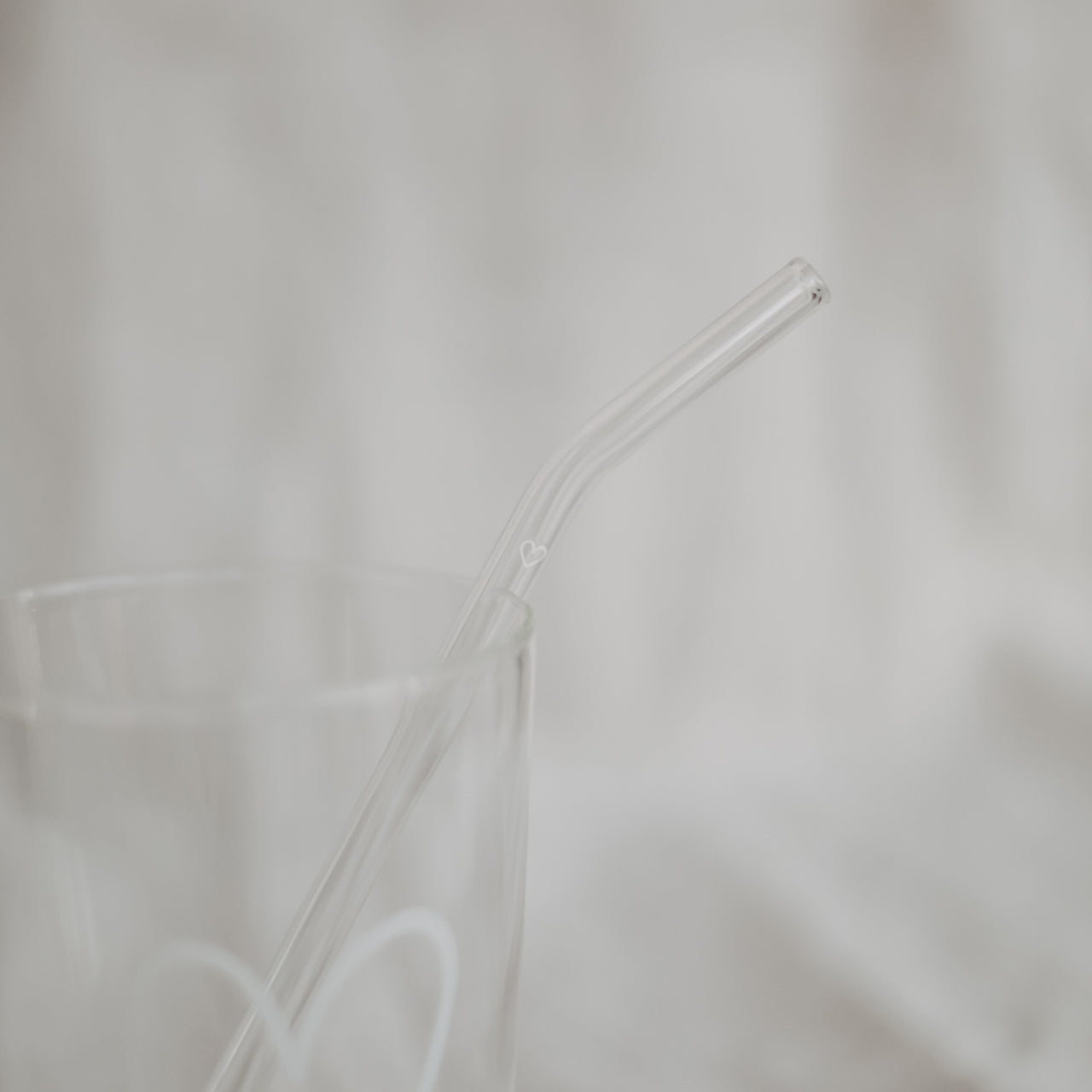 Strohhalme gebogen Herz transparent aus Glas im 4er Set